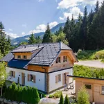 Karibu Chalet *